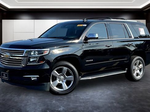 Used 2020 Chevrolet Tahoe Premier AWD/4WD image 3