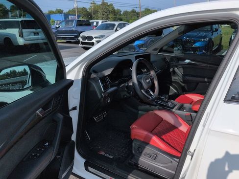 Used 2023 Audi SQ5 Premium Plus AWD/4WD image 6