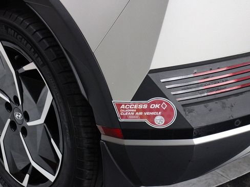 Used 2023 Hyundai Ioniq 5 SEL image 12