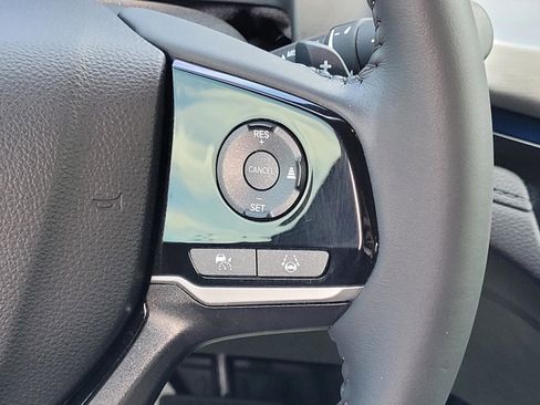 Used 2024 Honda Odyssey Touring image 25