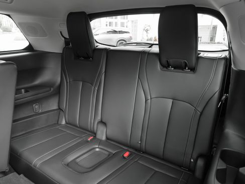 Certified 2026 INFINITI QX60 Luxe w/ Cargo Package FWD image 41