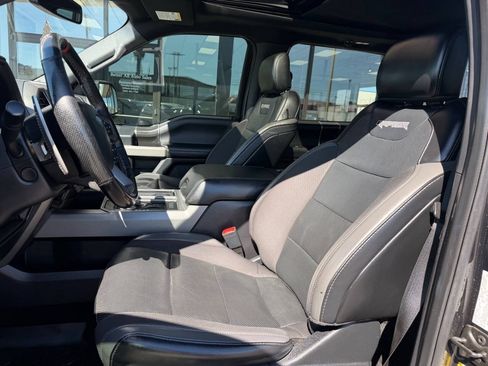 Used 2019 Ford F150 Raptor w/ Equipment Group 802A Luxury AWD/4WD image 15