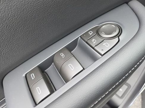 New 2026 Buick Enclave Preferred w/ Power Package image 9