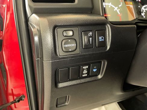 Used 2024 Toyota 4Runner SR5 Premium w/ Moonroof Package AWD/4WD image 30