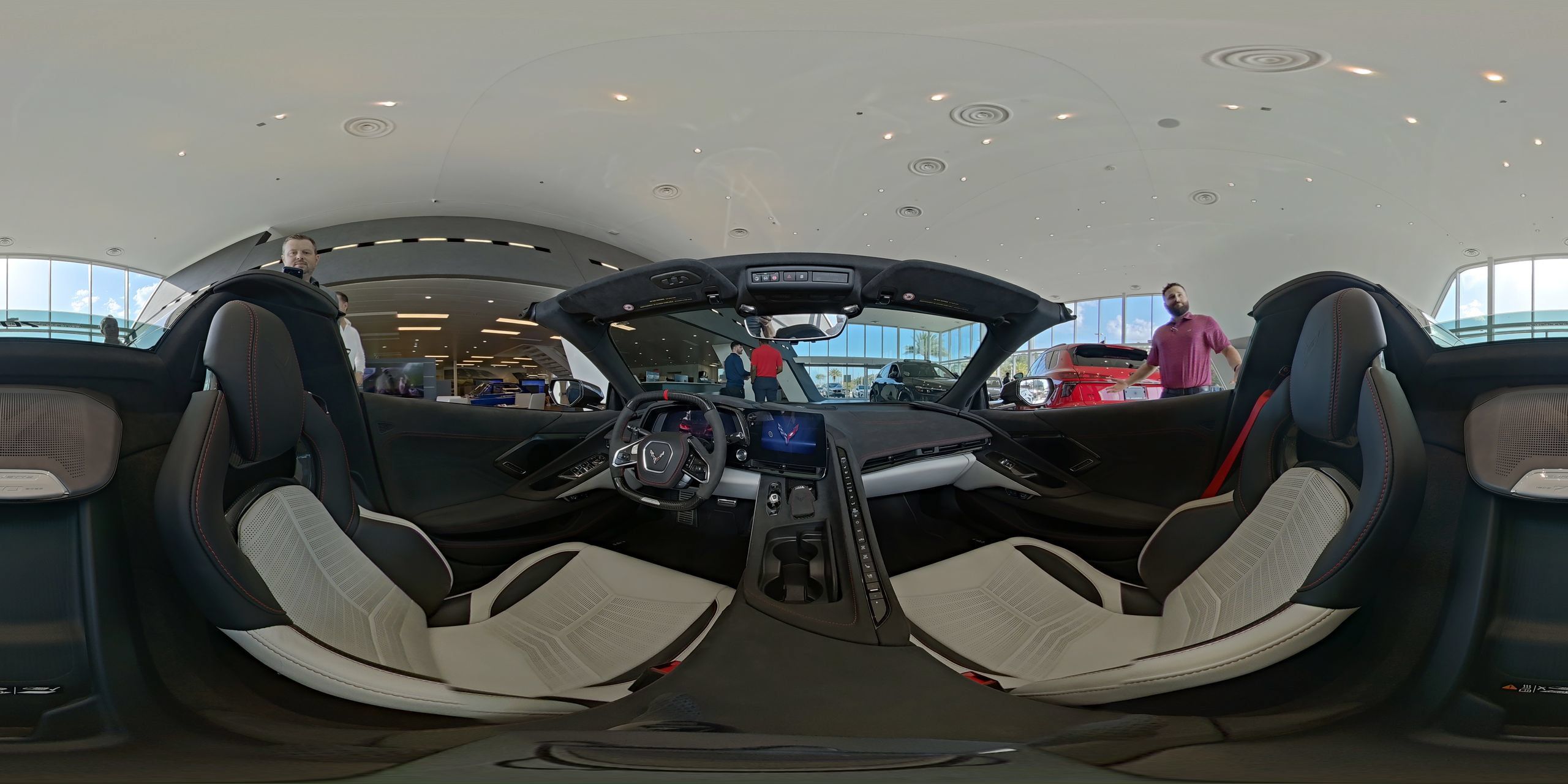 Used 2023 Chevrolet Corvette Z06 RWD image 9