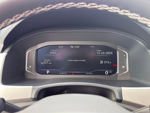 Used 2023 Volkswagen Atlas Cross Sport SE w/ Panoramic Sunroof Package image 24