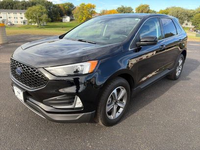 Used 2024 Ford Edge SEL w/ Convenience Package