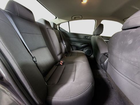 Used 2023 Nissan Altima 2.5 SV FWD image 27