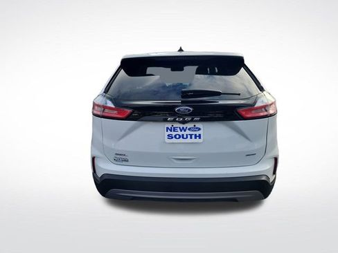 Used 2024 Ford Edge SEL image 4