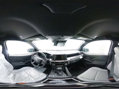 New 2026 Toyota Tacoma SR5 image 33