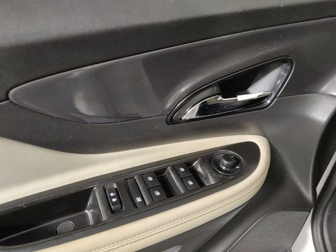 Used 2019 Buick Encore Preferred FWD image 27