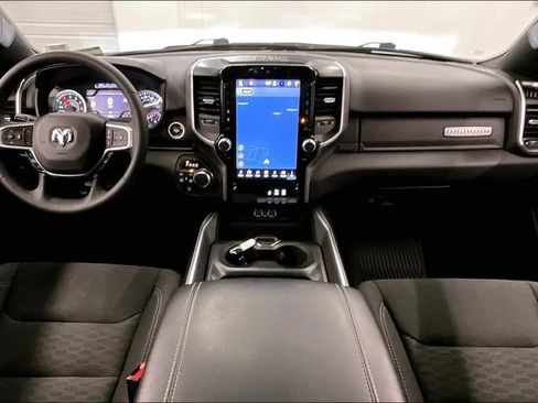 Used 2025 RAM 1500 Big Horn AWD/4WD image 18