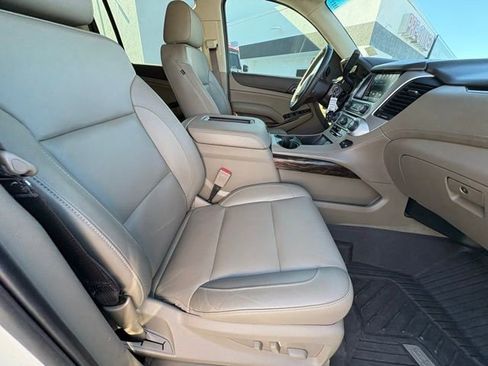 Used 2018 GMC Yukon XL SLT w/ Open Road Package image 5