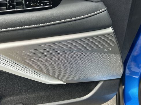 New 2026 Cadillac Optiq Luxury 1 image 19