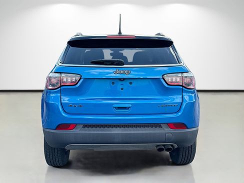 Used 2018 Jeep Compass Limited AWD/4WD image 4