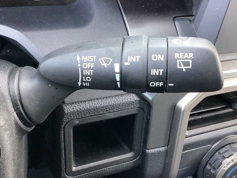 Used 2025 Toyota 4Runner SR5 image 25