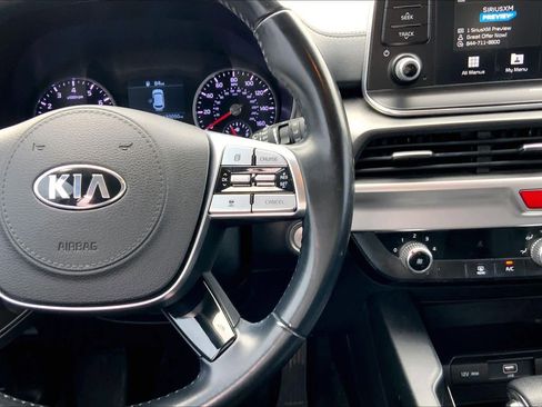 Used 2020 Kia Telluride LX image 24