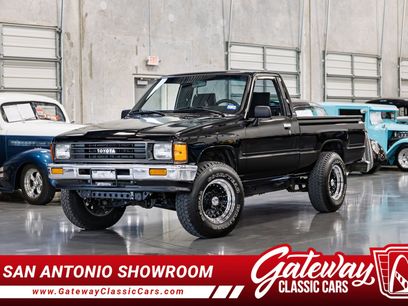 Used 1987 Toyota Pickup 2WD Regular Cab