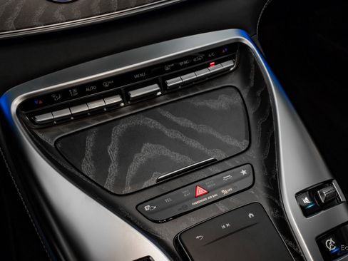 Used 2024 Mercedes-Benz AMG GT 43 image 75