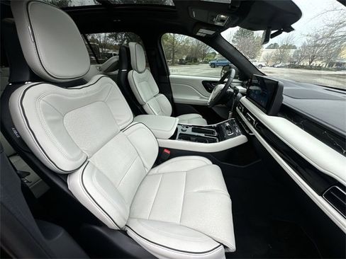 New 2026 Lincoln Aviator Black Label w/ Dynamic Handling Package image 27