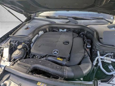 Used 2021 Mercedes-Benz GLC 300 image 27