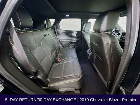Used 2019 Chevrolet Blazer Premier w/ Sun and Wheels Package AWD/4WD image 33