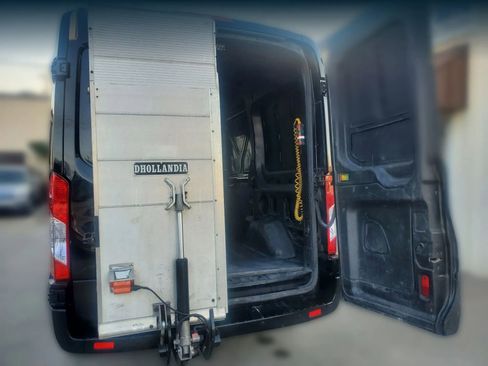 Used 2017 Ford Transit 250 130 Medium Roof w/ Exterior Upgrade Package image 27