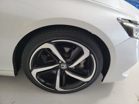 Used 2022 Honda Accord Sport image 4