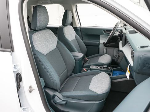 New 2026 Ford Maverick XLT image 21