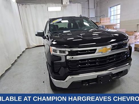 Used 2026 Chevrolet Silverado 1500 LT AWD/4WD image 3