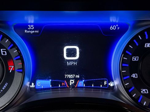 Used 2018 Chrysler 300 S w/ 300S Premium Group image 38