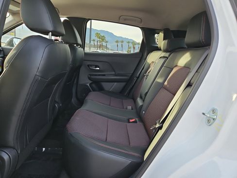 New 2026 Nissan Kicks SR w/ Cold Weather Package AWD/4WD image 11