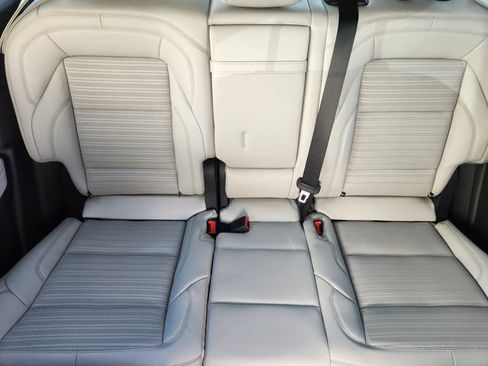 New 2026 Lincoln Nautilus Reserve AWD/4WD image 14