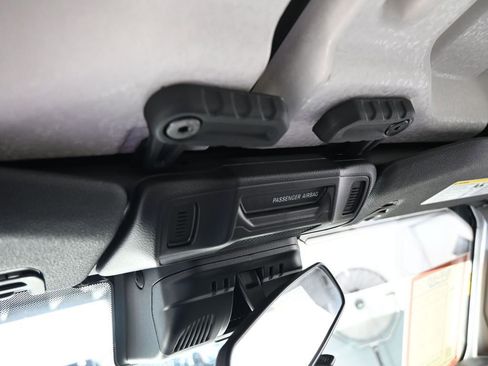 Used 2024 Jeep Gladiator Sport image 30