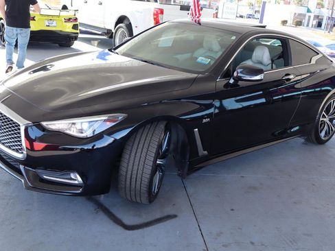 Used 2017 INFINITI Q60 3.0t w/ Premium Plus Package 3.0T image 9