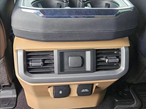 Used 2021 Ford F150 Lariat w/ Max Trailer Tow Package RWD image 19