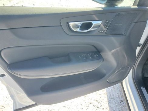 Certified 2025 Volvo XC60 T8 Plus w/ Protection Package Premier image 10