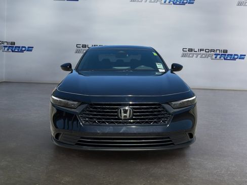 Used 2023 Honda Accord Sport image 2