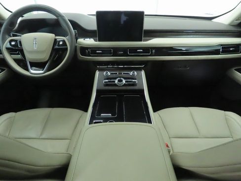Used 2022 Lincoln Aviator Reserve w/ Equipment Group 201A image 13