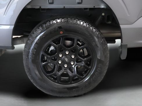 Used 2024 Ford F150 XLT w/ XLT Black Appearance Package AWD/4WD image 29