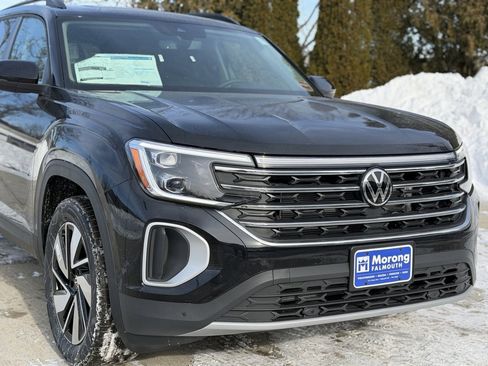 New 2026 Volkswagen Atlas SE image 2