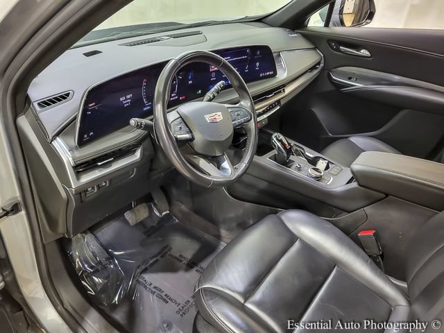 Used 2024 Cadillac XT4 Premium Luxury FWD image 11