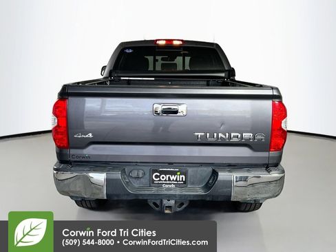 Used 2018 Toyota Tundra SR5 w/ SR5 Upgrade Package image 14