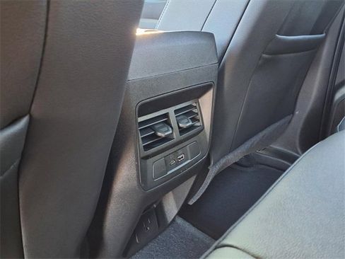 New 2026 GMC Canyon Elevation w/ Convenience Package image 29