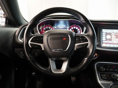 Used 2018 Dodge Challenger GT w/ GT Interior Package image 18