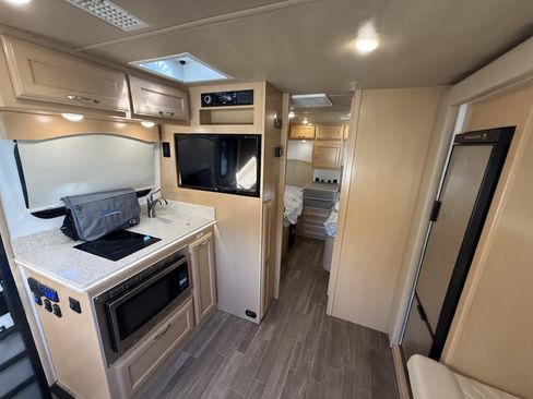 Used 2019 Mercedes-Benz Sprinter 170 image 81