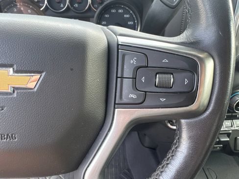 Used 2020 Chevrolet Silverado 1500 LTZ AWD/4WD image 28