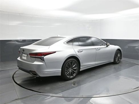 Used 2018 Lexus LS 500 image 11