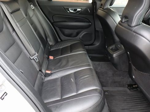 Used 2021 Volvo V60 T5 Cross Country w/ Climate Package image 42