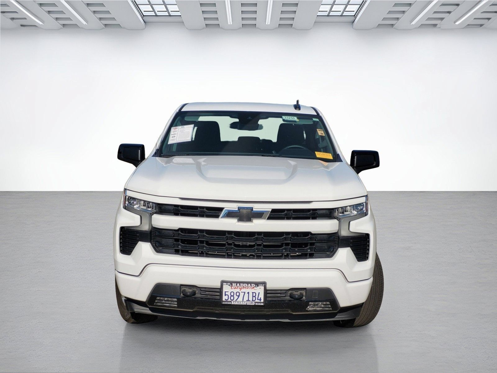 Used 2024 Chevrolet Silverado 1500 RST AWD/4WD image 2
